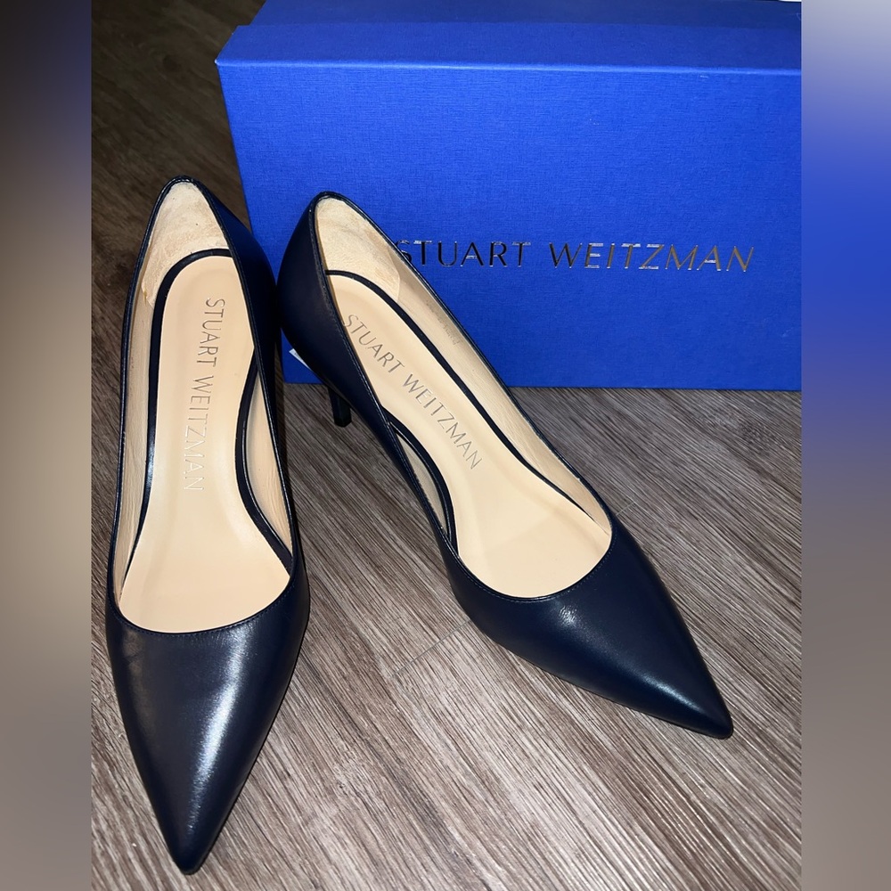 Stuart Weitzman Navy Pumps